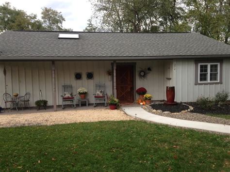 pet friendly hotels danville il.